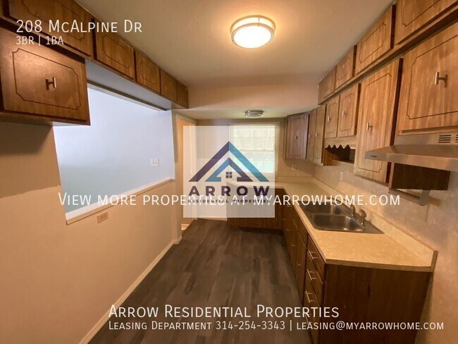 Building Photo - 208 Mc Alpine Dr