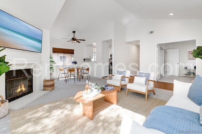 Building Photo - 11263 Avenida De Los Lobos