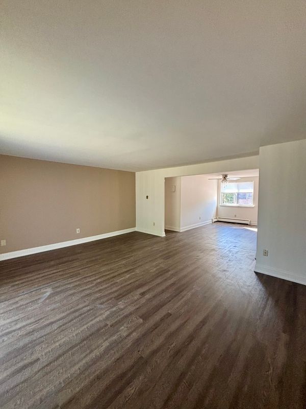 Foto del edificio - 21 Losson Garden Dr