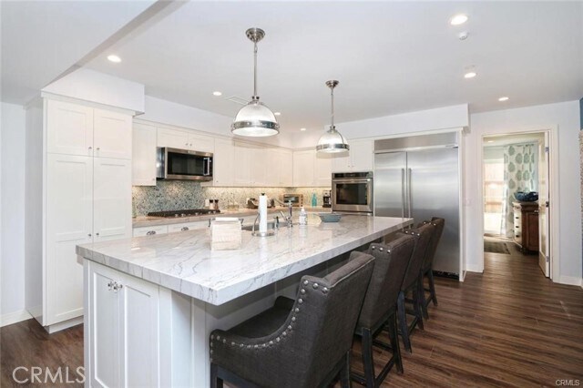 Foto del edificio - 508 Avenida Victoria