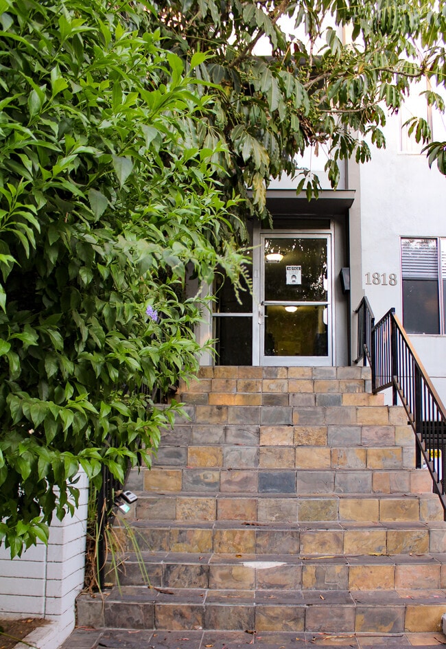 Foto del edificio - 1818 N New Hampshire Ave