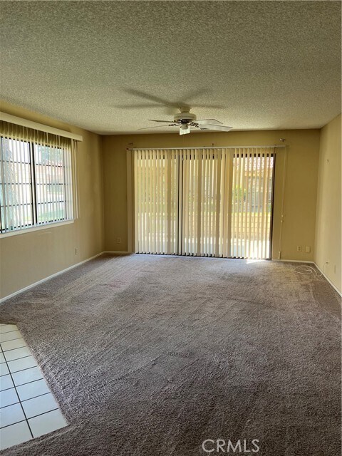 Foto del edificio - 11687 Maple St