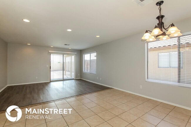 Building Photo - 16724 N 160th Ave