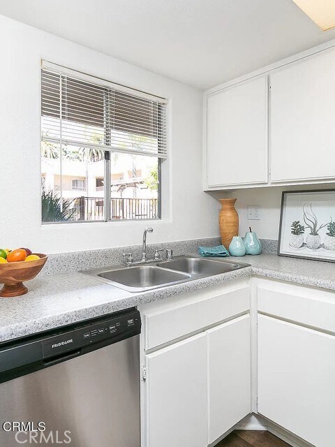 Foto del edificio - 430 N Holliston Ave