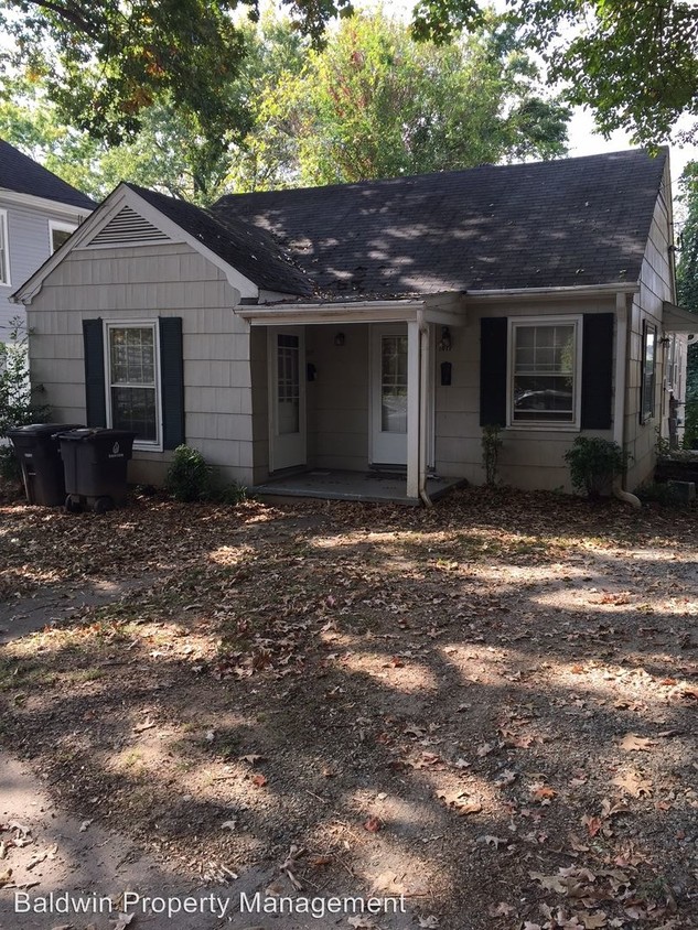Foto principal - 1017 W END Blvd