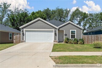 Building Photo - 5895 W Holdcroft Dr