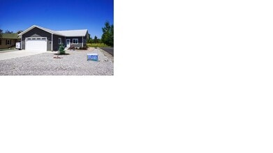 Building Photo - 643 Country Club Way