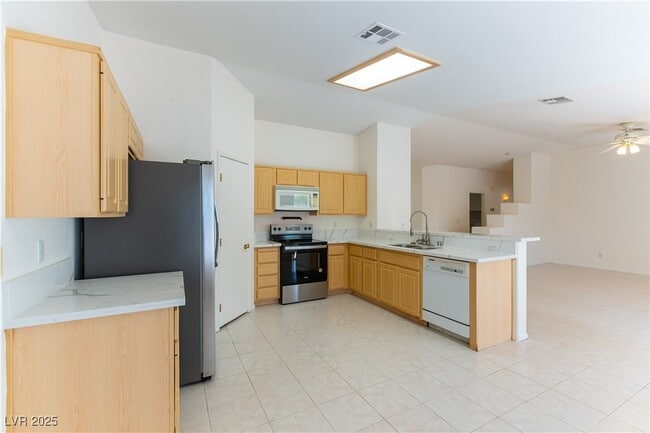 Building Photo - 1153 Elam St