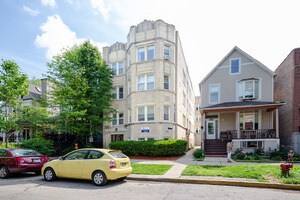 Building Photo - 4835 N Hoyne Ave
