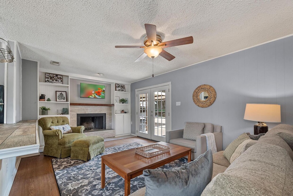 Foto principal - 1600 Cindy Ct