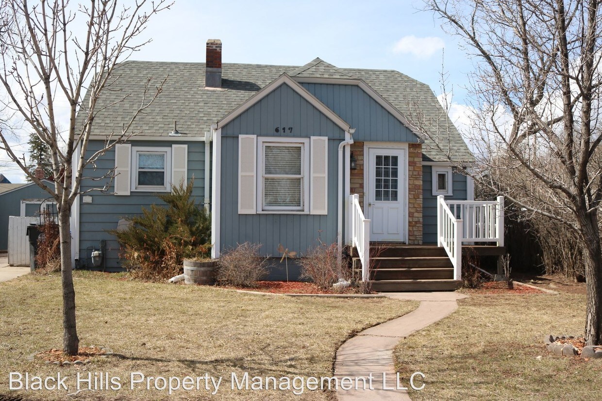 Primary Photo - 4 br, 2 bath House - 617 Dakota Dr.