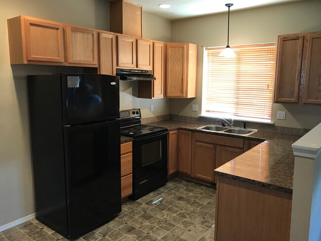 Photo - 3 Bedroom duplex on Bailey Hill Rd Townhome