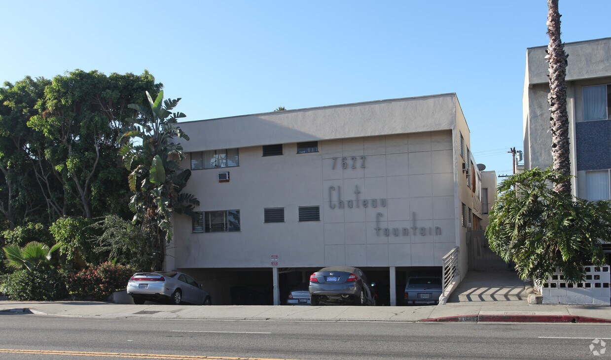 Primary Photo - Chateau Fountain Apartments