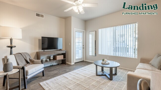 Foto del edificio - 5210 E Hampton Ave