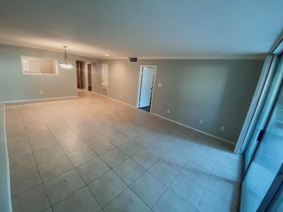 Foto principal - 2210 Dorrington St