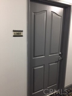 Foto del edificio - 17888 Alburtis Ave