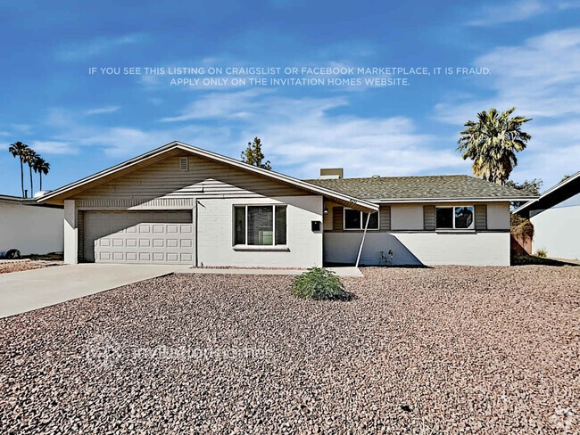 Building Photo - 420 E Hermosa Dr