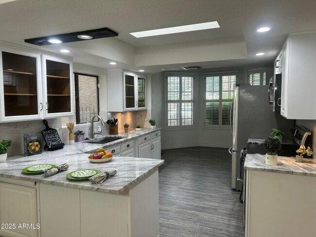 Foto del edificio - 9424 N 105th St
