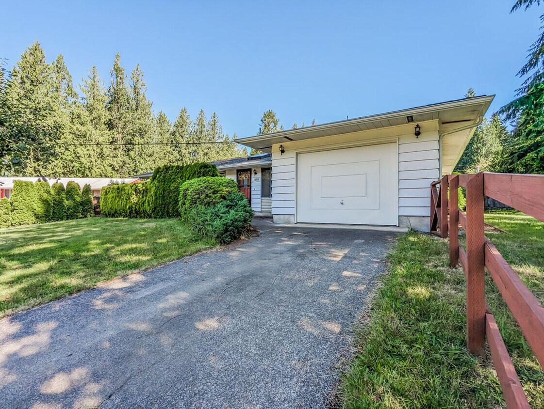 Foto principal - Private country setting 3 bed 1.5 bath ram...