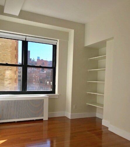 BEDROOM - 403 E 57th St