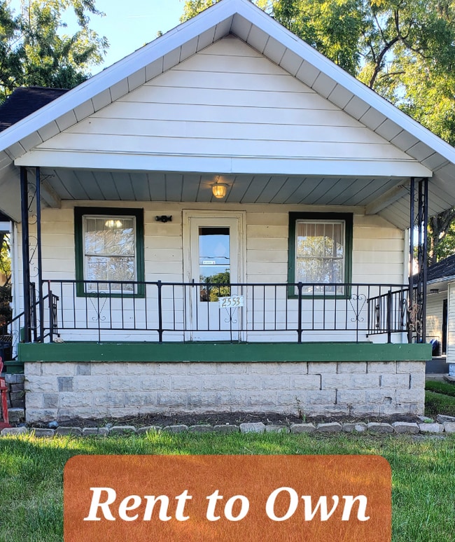 Building Photo - 2553 Westbrook Dr