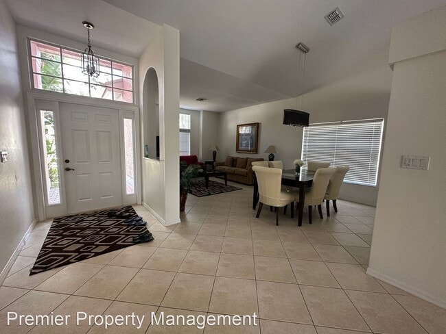 Foto del edificio - 3 br, 2 bath House - 2039 E Crown Pointe B...