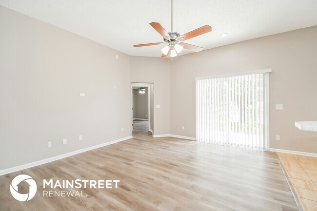 Foto del edificio - 8568 Star Leaf Rd N