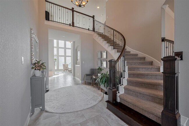 Foto del edificio - 10210 Olivia View Ln