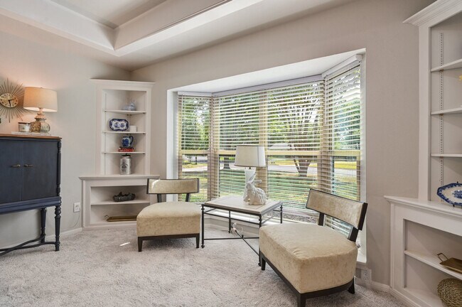 Foto del edificio - 2701 Westwood Main Dr
