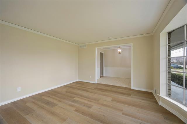 Foto del edificio - 5395 E 14th St