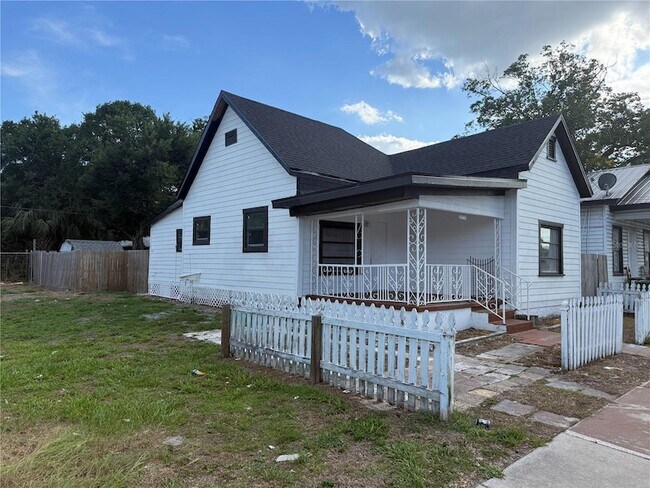 Foto del edificio - 2116 W Pine St