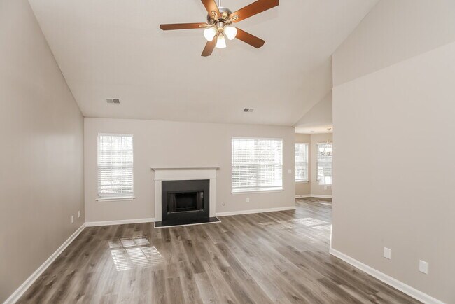Foto del edificio - 5407 Sweetsprings Dr SW