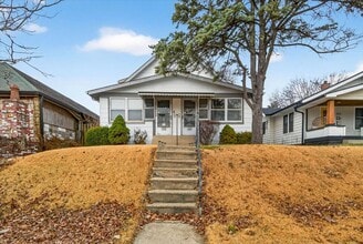 Building Photo - 508-508 Emerson Ave