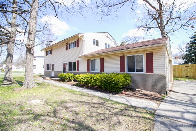 Foto del edificio - 3025 S Byrne Rd