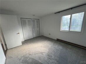 Building Photo - 47 W Utica St