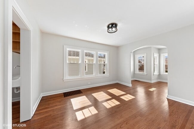 Foto del edificio - 133 S Vail Ave