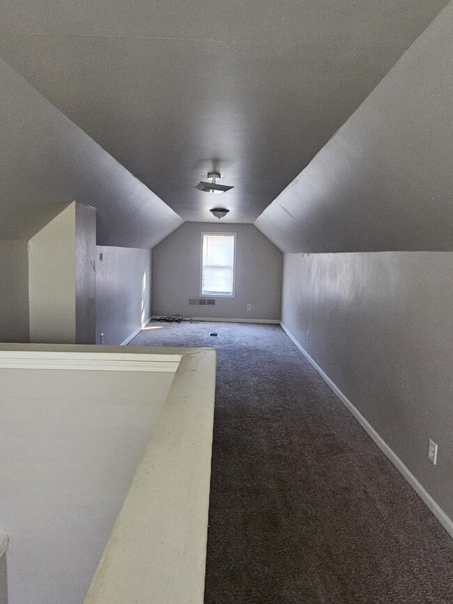 Building Photo - 16888 Lenore Ave