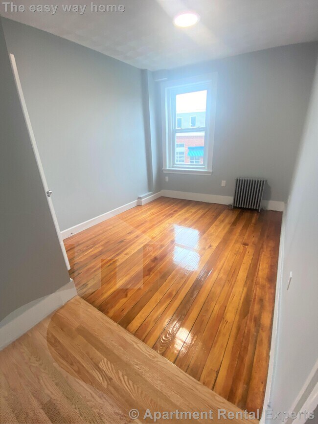 Foto del edificio - 449 Somerville Ave