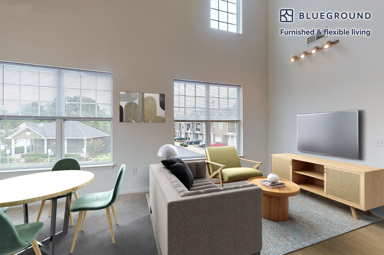 Foto principal - 1700 E 5th St