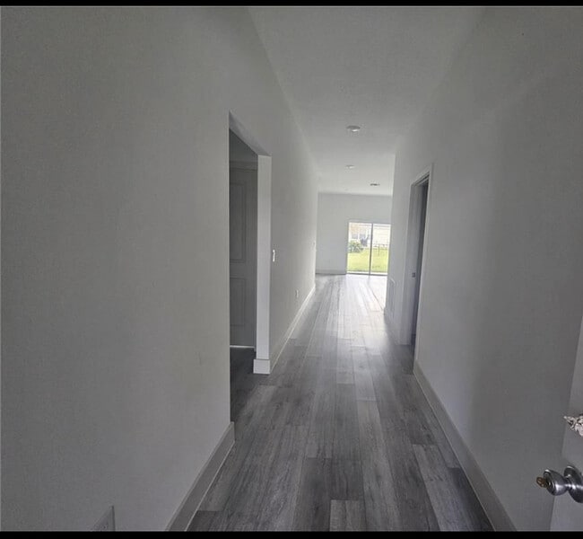 Building Photo - 1378 Wilmette St