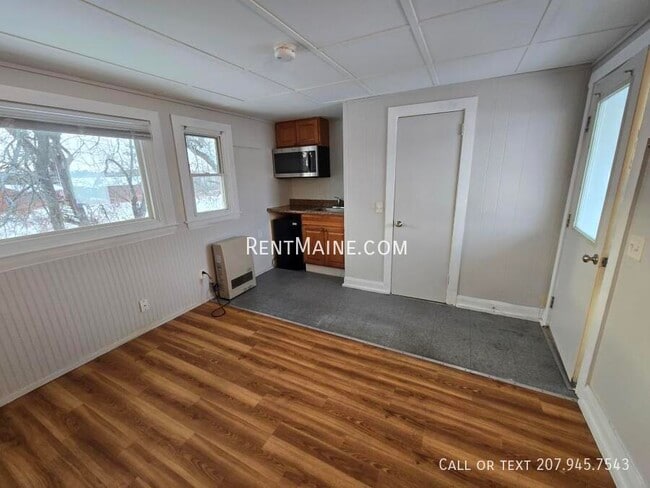 Building Photo - 18 Main Rd