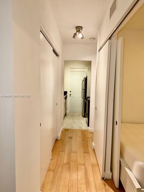 Foto del edificio - 945 Meridian Ave