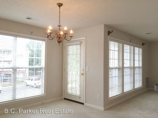 Building Photo - 2221 Delaney Dr