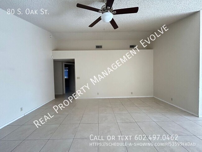 Foto del edificio - At Home on Oak!