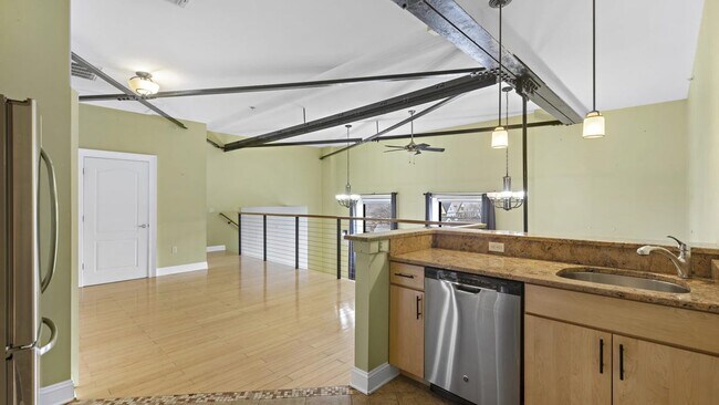 Building Photo - 59-63 WEST 30TH ST-