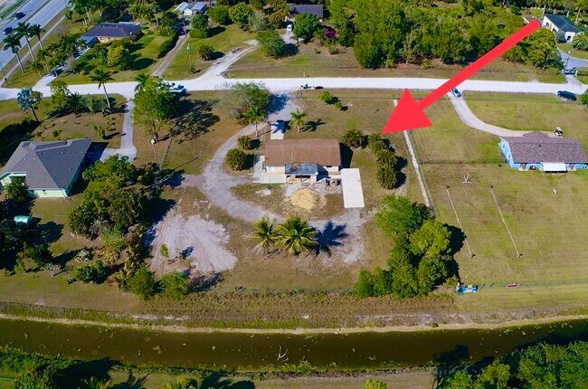 Building Photo - 16394 Pimlico Dr E