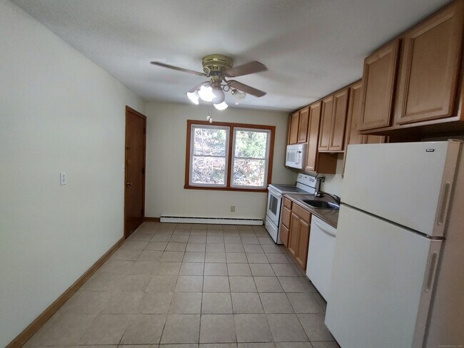 Building Photo - 56 Wakelee Ave