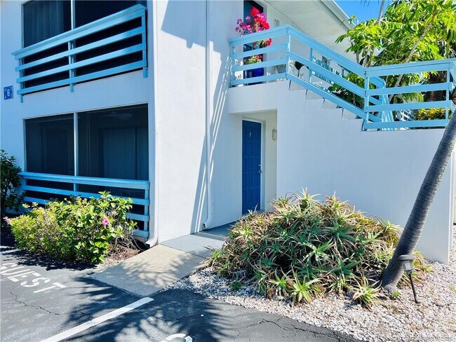 Foto del edificio - 11000 S Ocean Dr