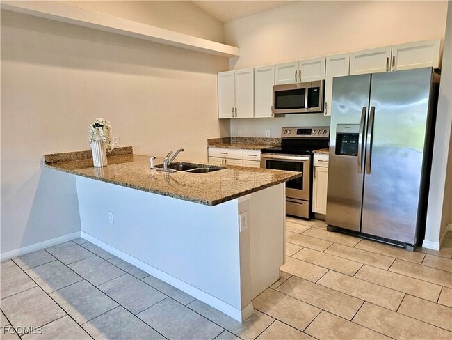 Foto del edificio - 545 SE 4th Terrace