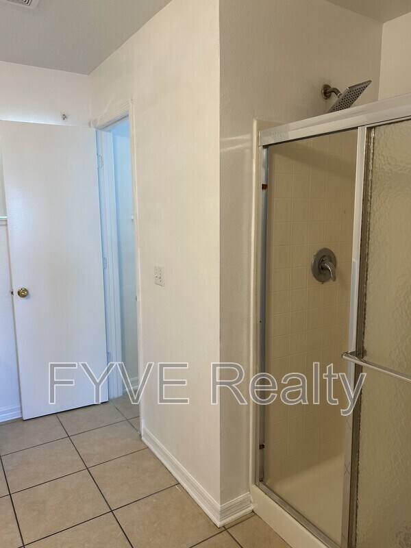 Foto del edificio - 2589 Hunley Loop